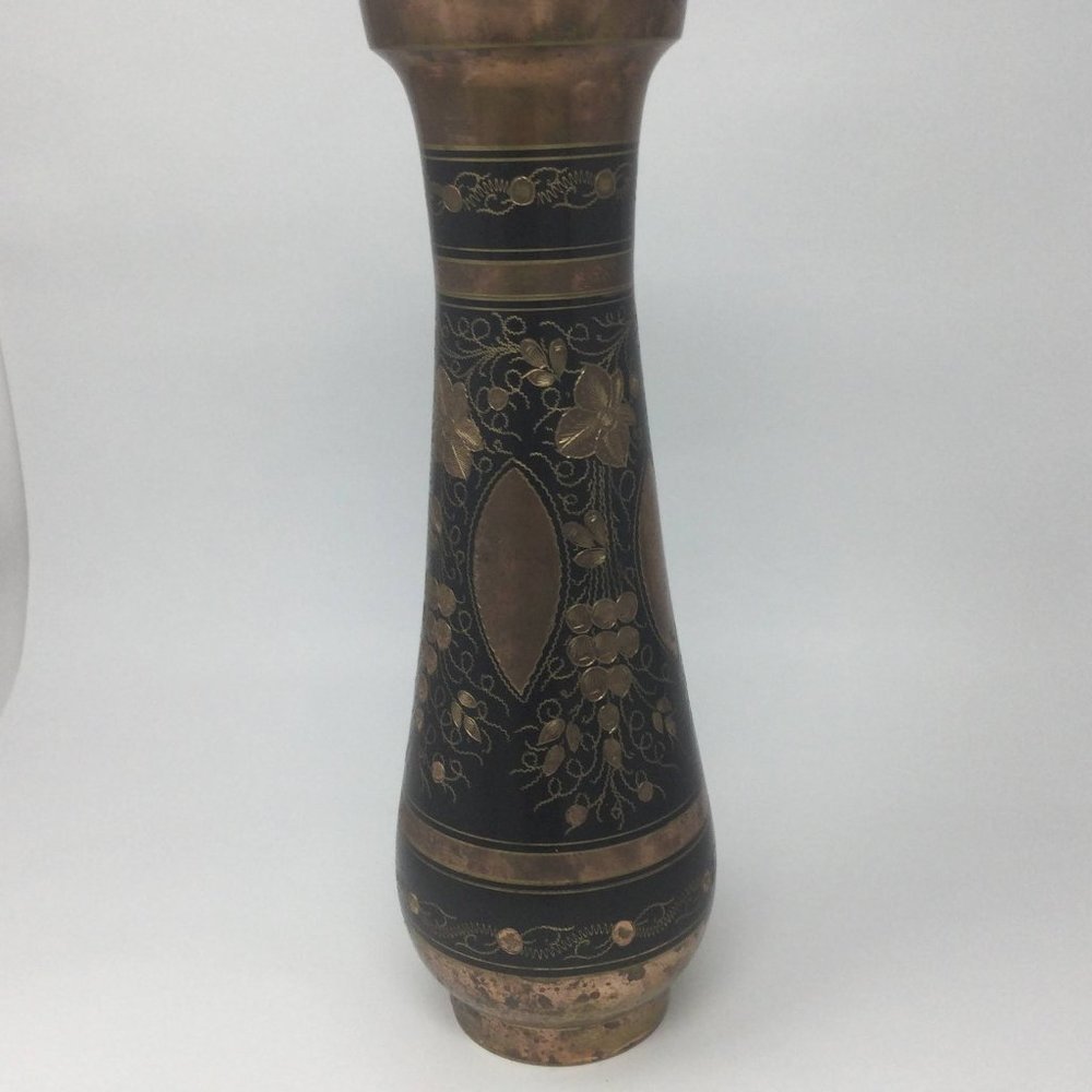 Copper Decorative Vase Vintage Hand Etched India - Picture 4 of 16